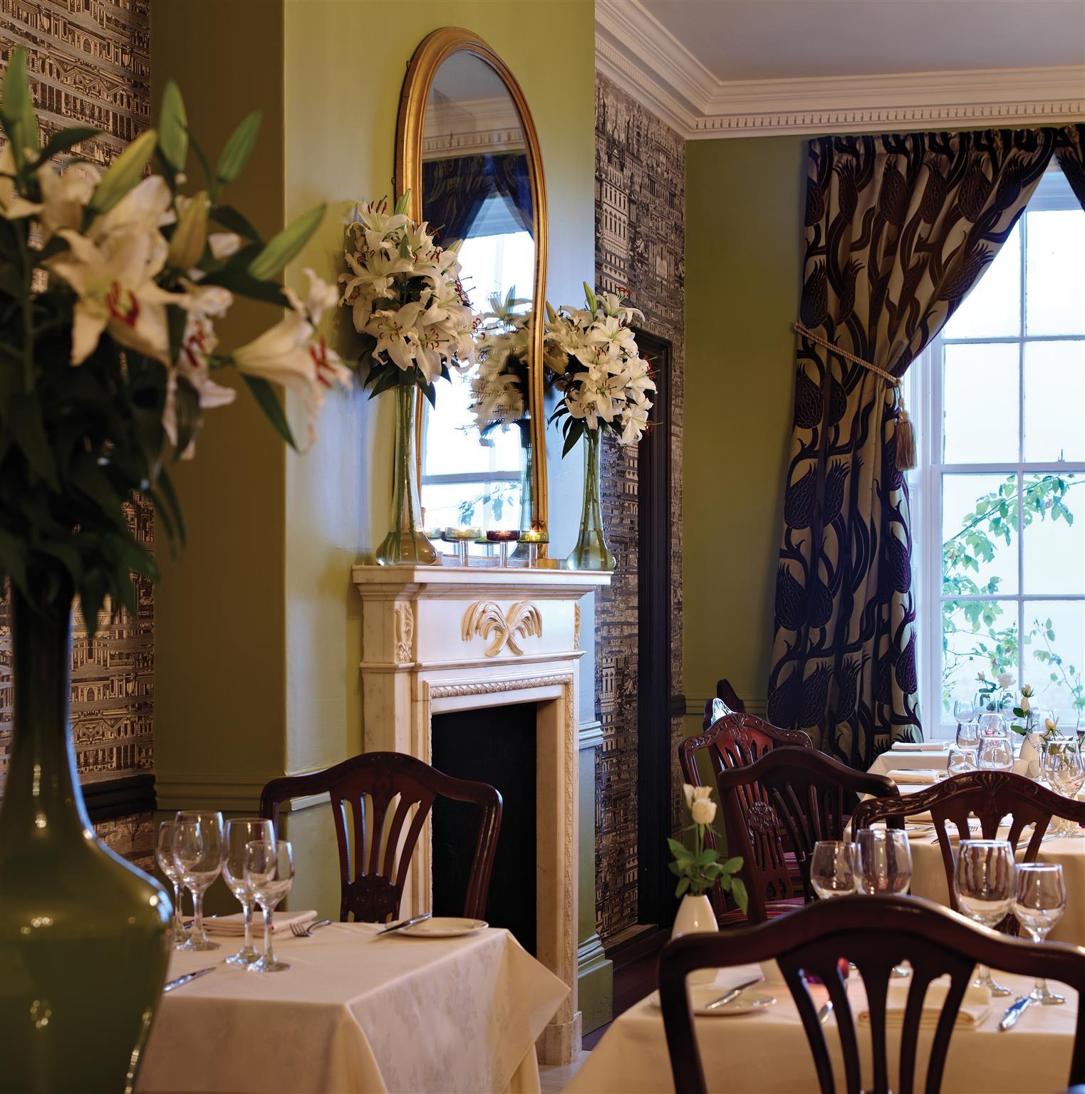 New House Country Hotel Cardiff Restaurant foto